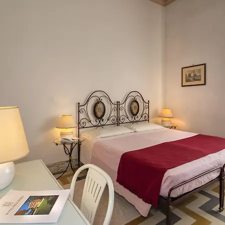 Edera Отель Марина-ди-Пьетрасанта