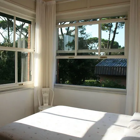 Edera Отель Марина-ди-Пьетрасанта