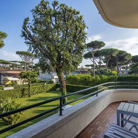 Edera Отель Марина-ди-Пьетрасанта